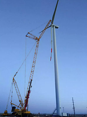 東方風電實現技術突破 首臺120米柔性塔筒機組成功吊裝，引領風電服務新高度